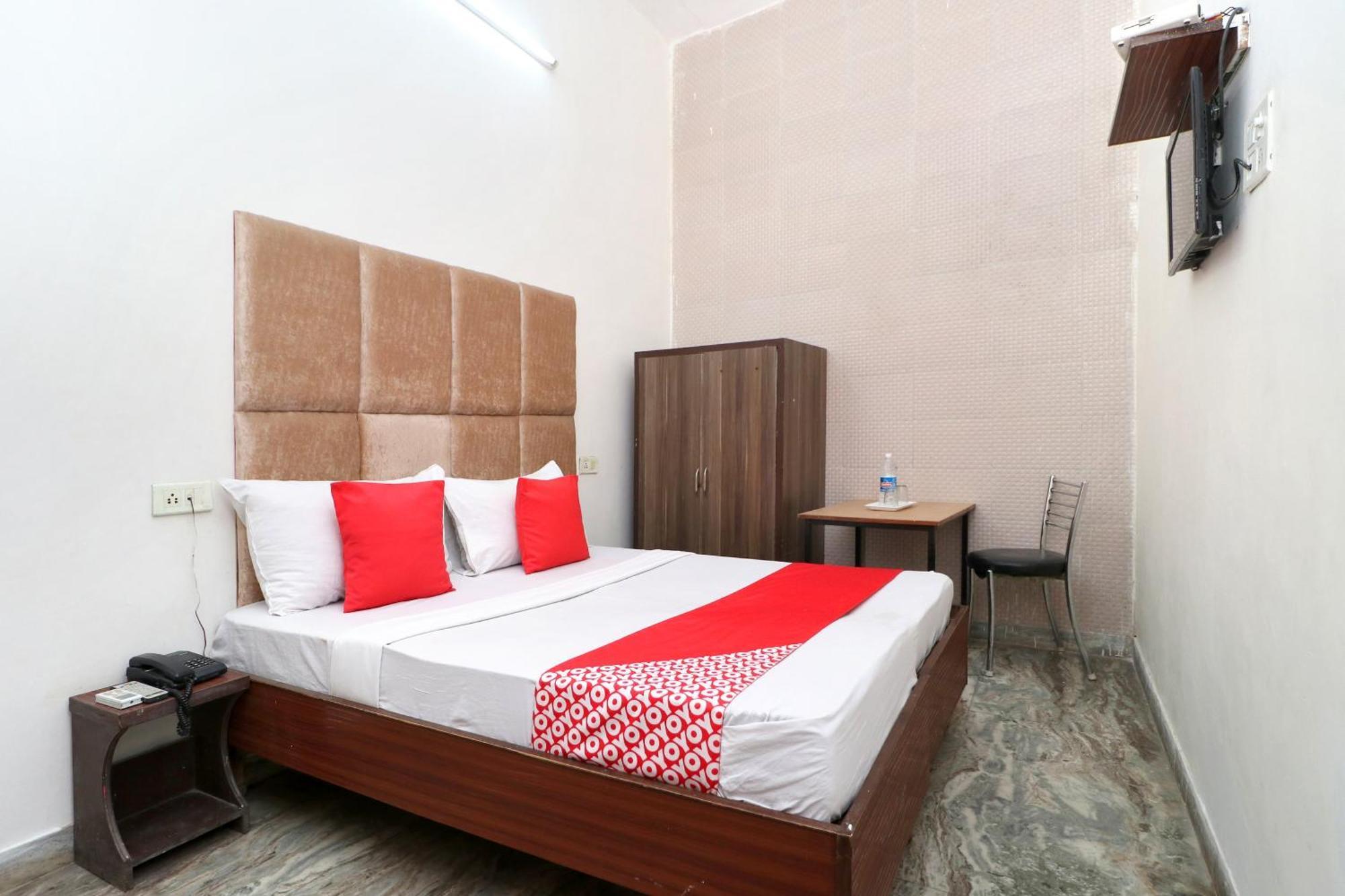 Hotel O Rr Villa จัณฑีครห์ ภายนอก รูปภาพ